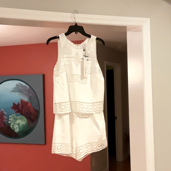White Parker Briana Overlay Romper sleeveless shorts laser cut pattern 2 - Picture 1 of 12